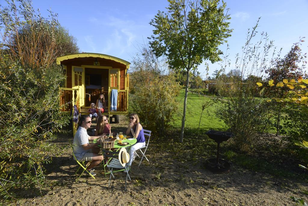 Сasa de vacaciones Les Roulottes & Du Moulin *